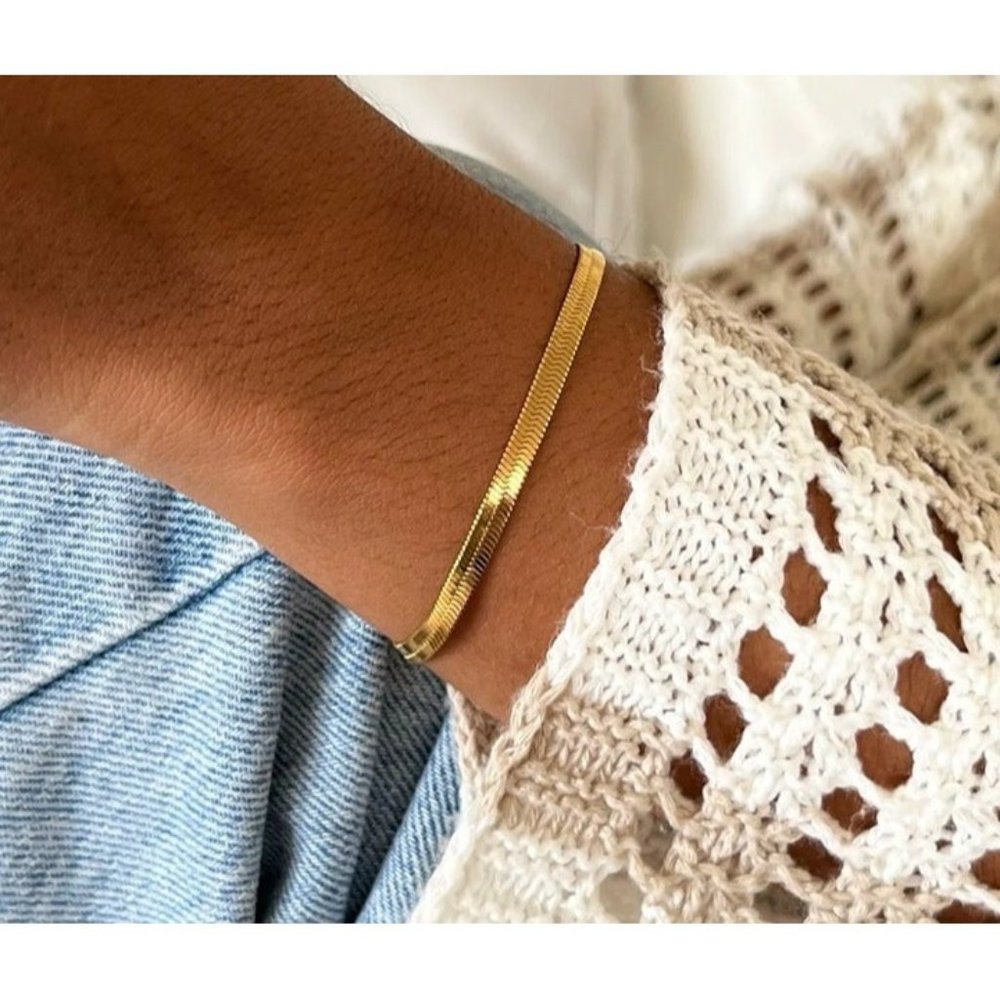 WATERPROOF Gold Herringbone Bracelet classic style easy gift for her, 18K gold